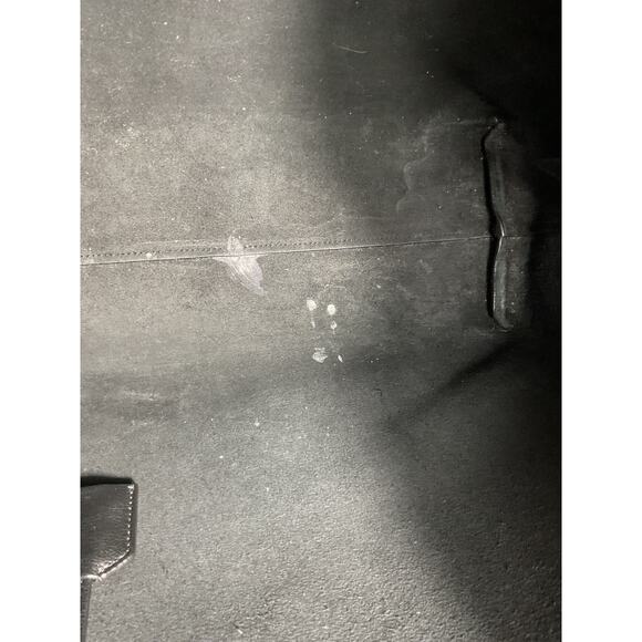 Saint Laurent 'Shopper' Black Leather Large Textured Tote Bag - Picture 10 of 16